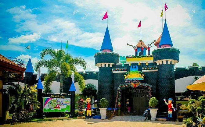 Glorious Fantasyland