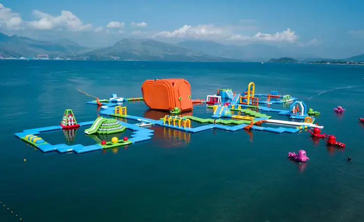 Inflateable Island