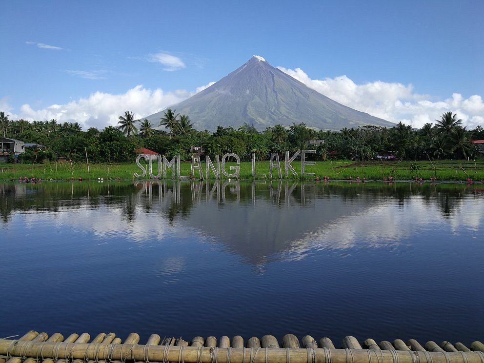 Sumlang Lake